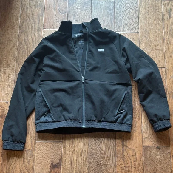 Figs Sydney Performance Black Bomber Jacket - Picture 1 of 16
